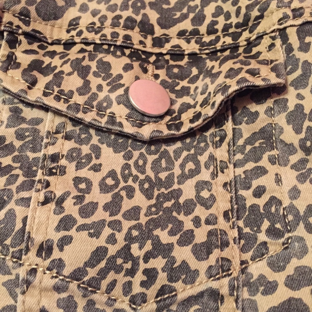 NWT Ashley Mason Distressed Leopard Print Jacket medium black tan animal - Picture 4 of 7
